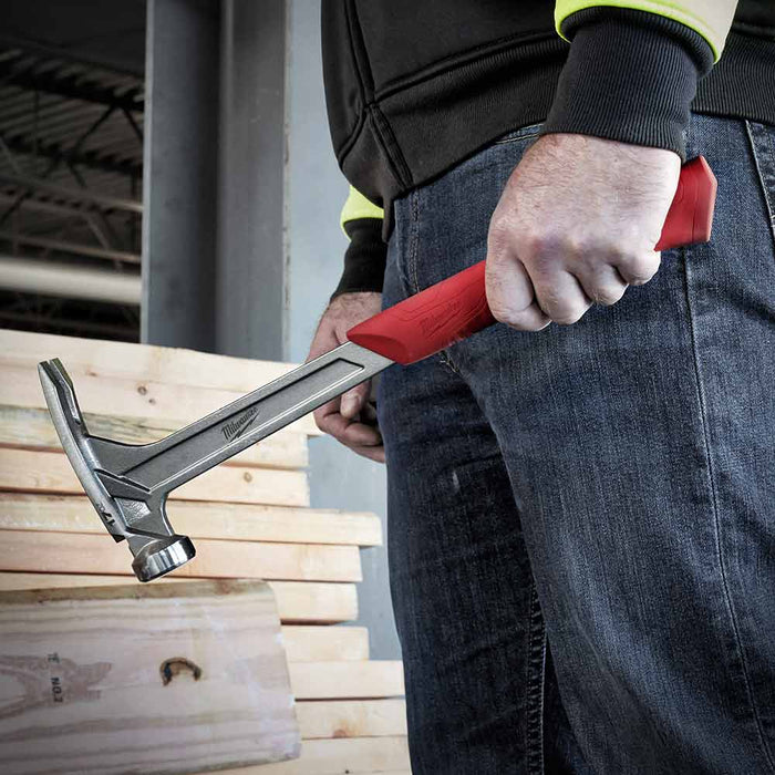 Milwaukee 17oz Smooth Face Framing Hammer - 48229017A