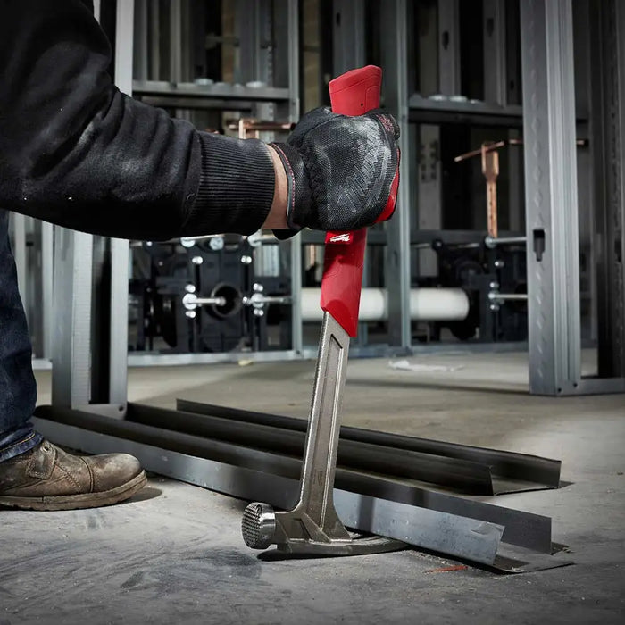 Milwaukee 17oz Milled Face Framing Hammer - 48229016A